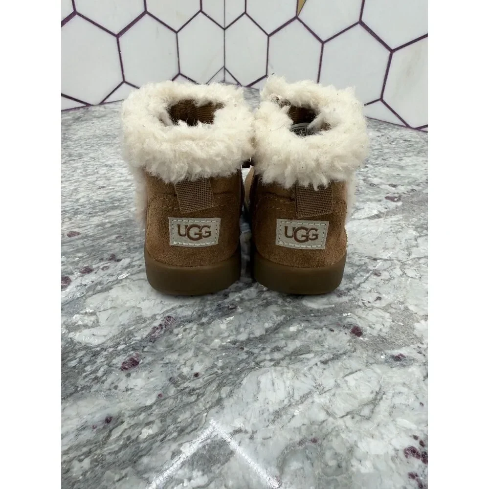 UGG Baby Mallya Boot Chestnut Suede with Fur Collar Western Eskimo Size 2/3
